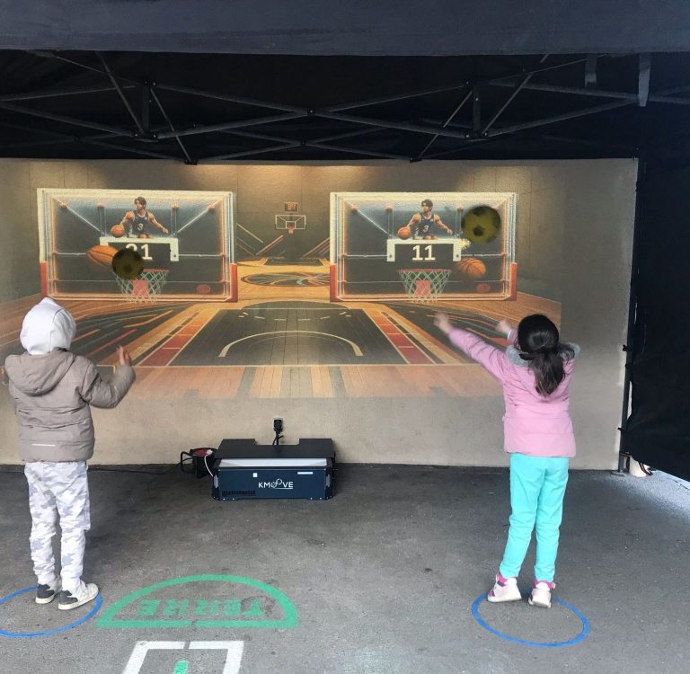 Structure Gonflable Château Fort pour Événements Ludiques à New-Castle